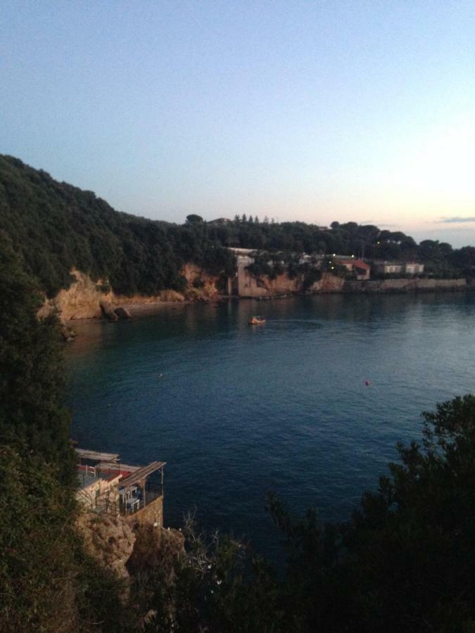Minisuite Lerici Bagian luar foto